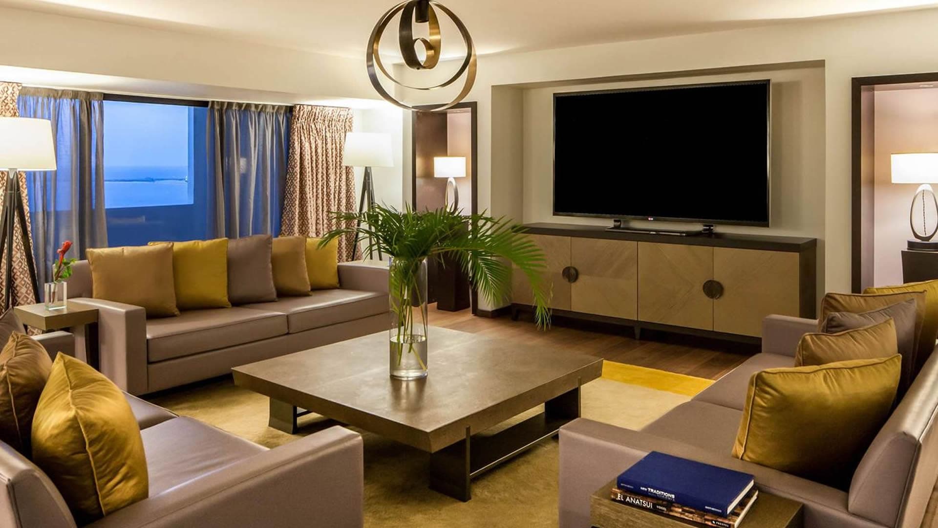 Find Flatmates on Luxury Realty